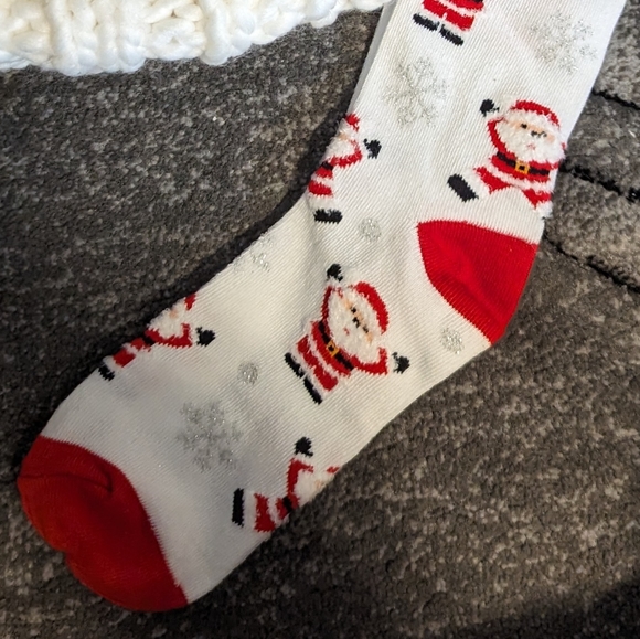 Brand New Claire's hat and Socks - Picture 7 of 8